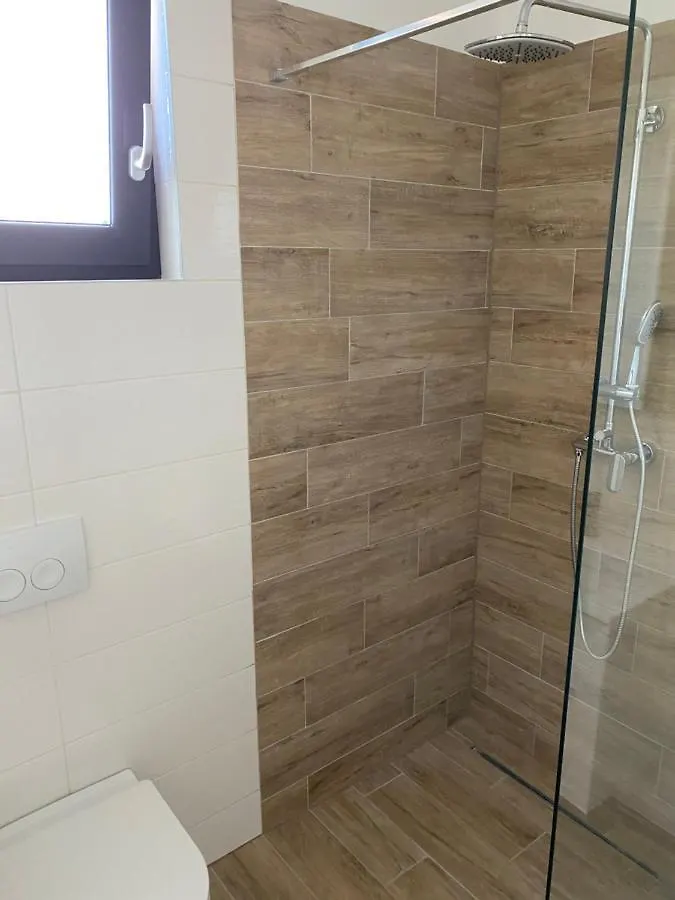 Apartmani Bella Vista Njivice Affittacamere