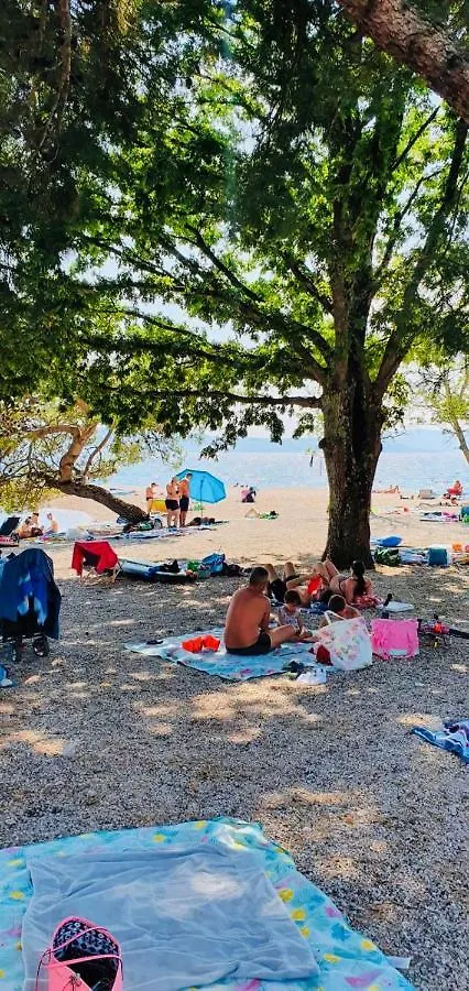 Apartmani Bella Vista Njivice